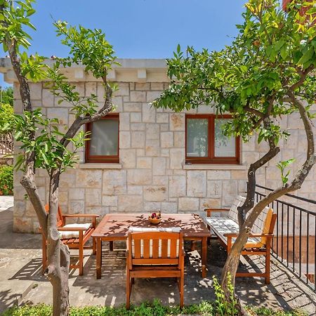 Cosy Apartment Close To Lapad Promenade And Beach Dubrownik Zewnętrze zdjęcie